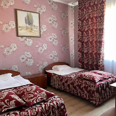 Гостиничный Комплекс Жеты Казына Zharkent 外观 照片