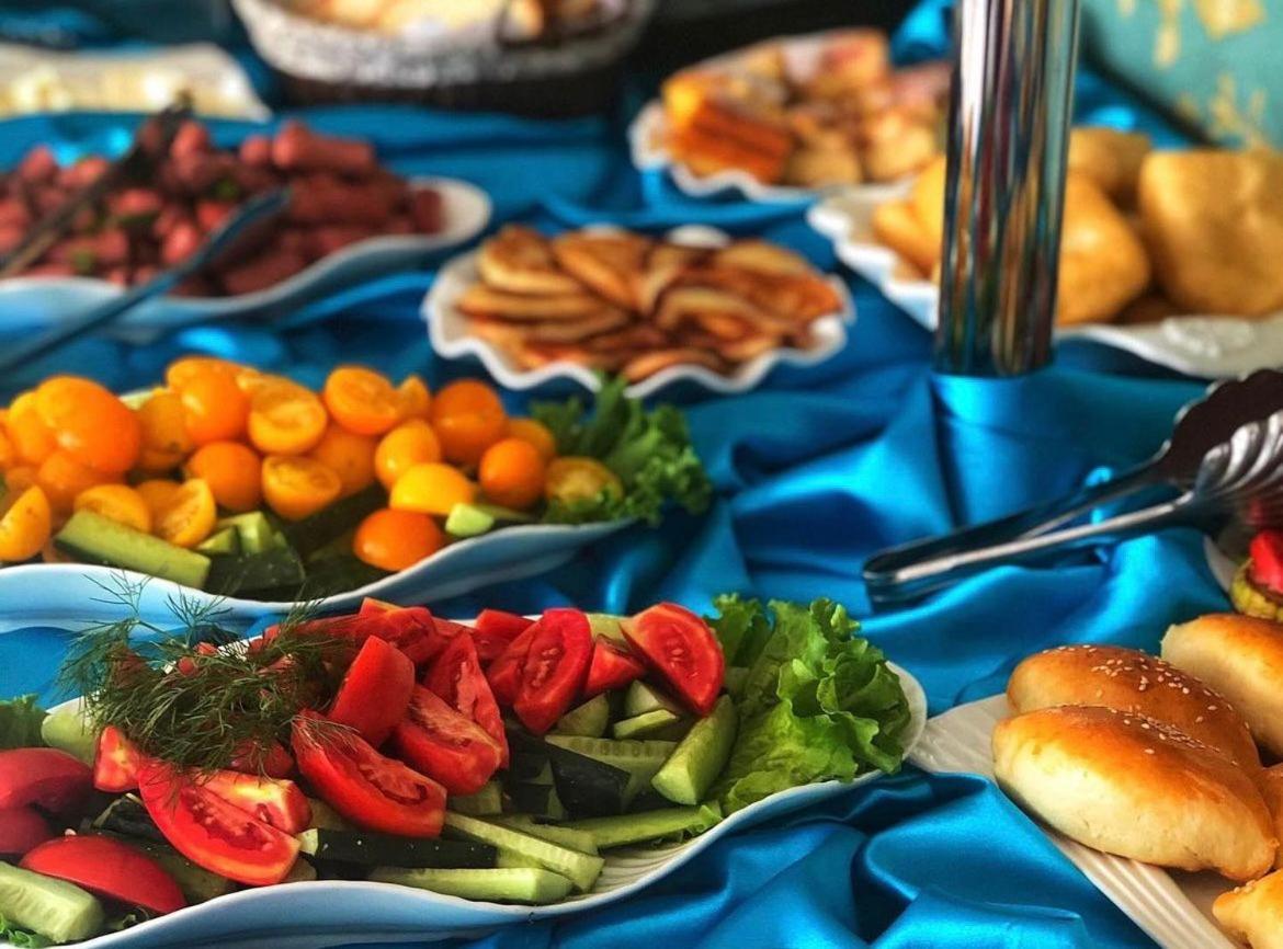 Гостиничный Комплекс Жеты Казына Zharkent 外观 照片